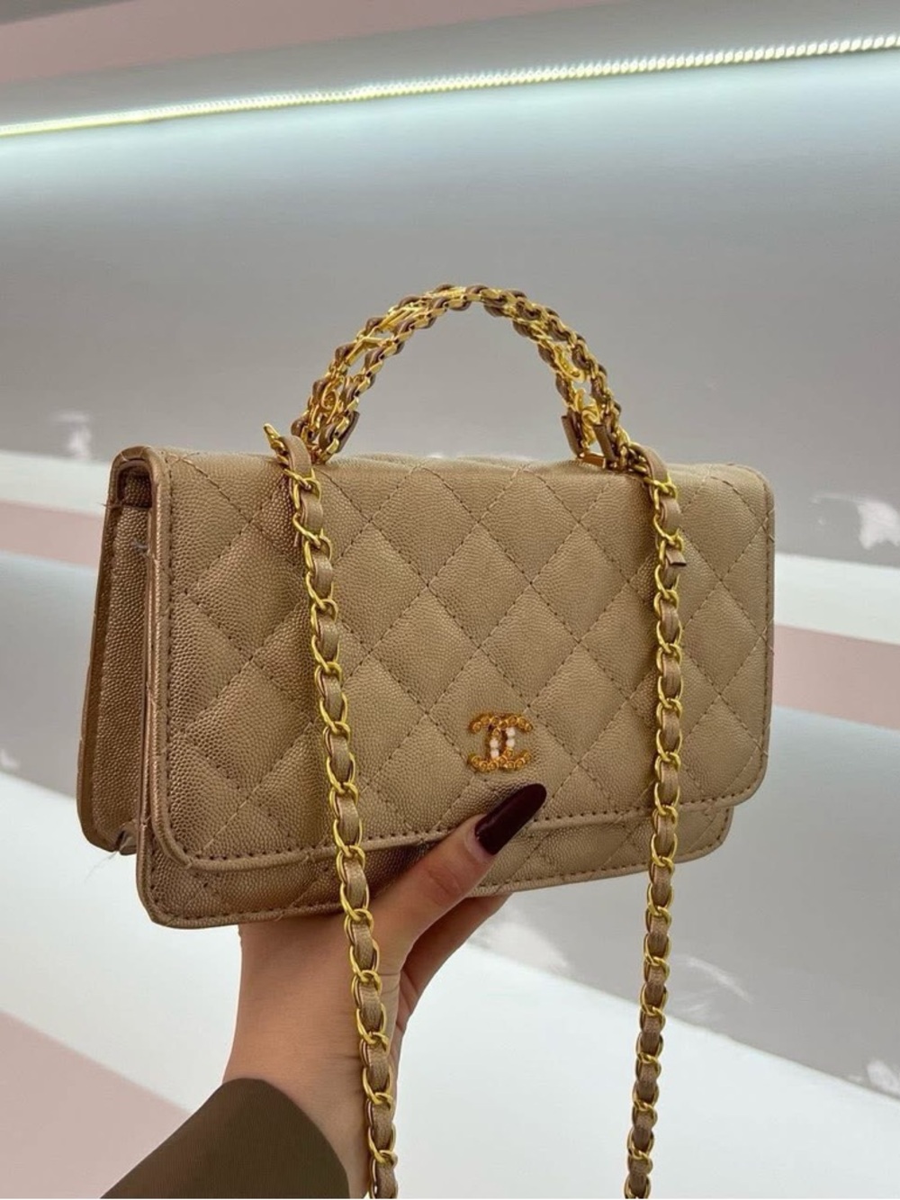 CC soft pink purse - Picture 6 of 8